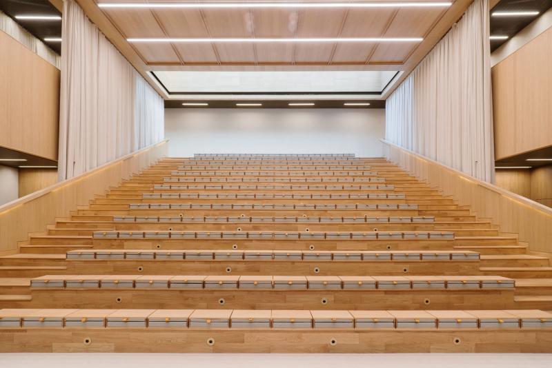 PhotoAUDITORIUM, WORKSTATION, COURBEVOIE
