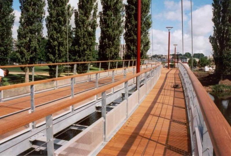 PhotoPasserelle de Funay au Mans