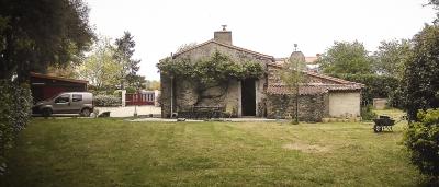 PhotoExtension d'une maison en pierre d'intérêt patrimonial