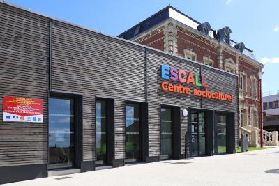 PhotoExtension et réhabilitation du centre social l'ESCALL à Neufchâtel-en-Bray