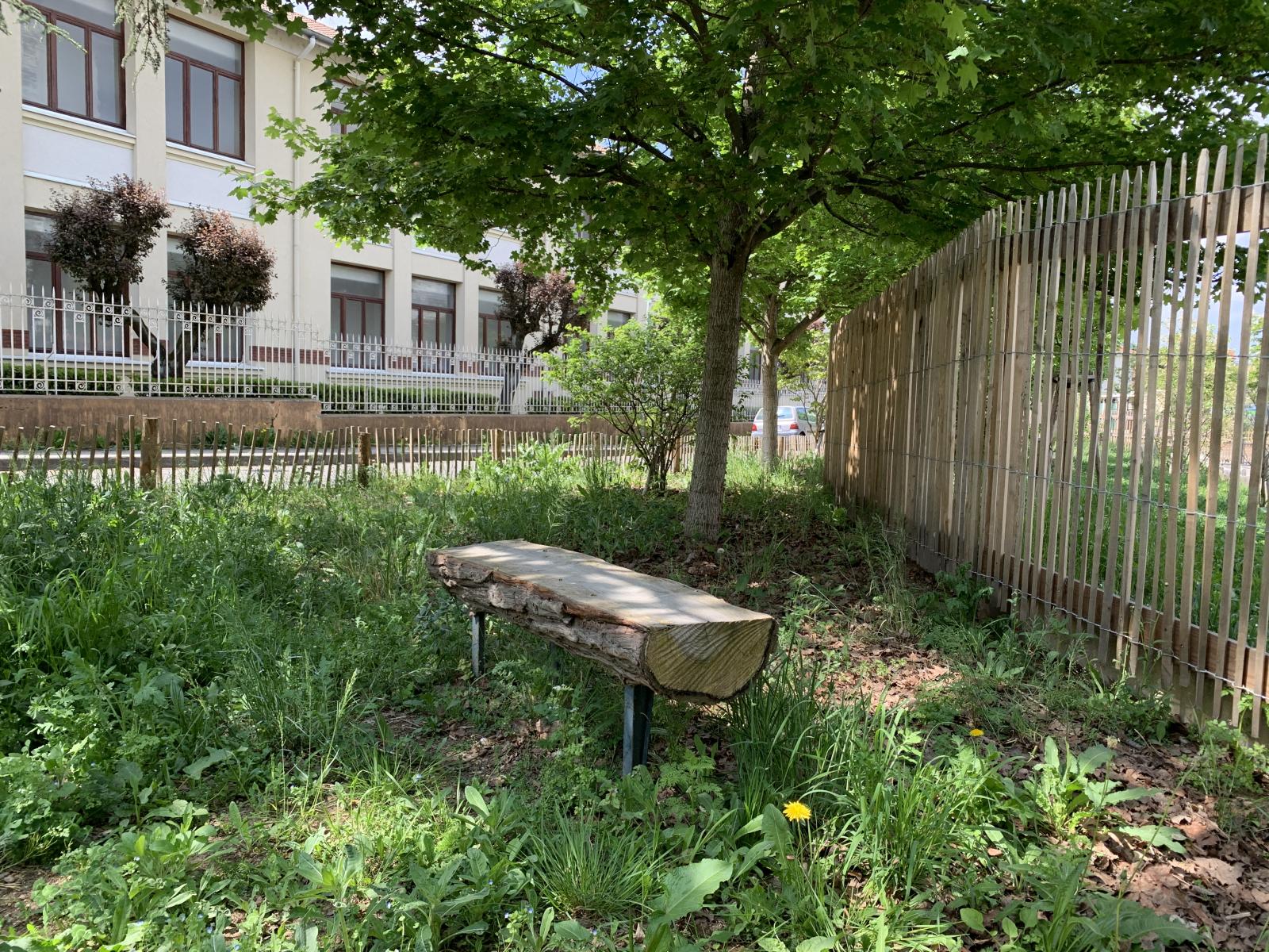 DESIMPERMEABLISATION DE LA COUR D'ECOLE WALDECK ROUSSEAU FIRMINY (42